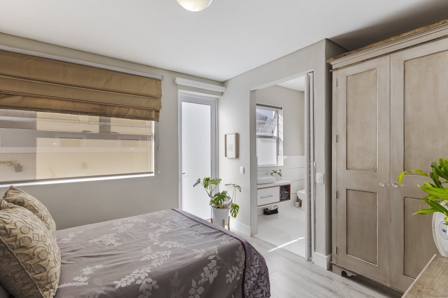 5 Bedroom Property for Sale in Meerhof Estat Western Cape